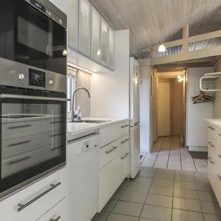 Nyaraló Aponi - 400m From The Sea In Nw Jutland By Interhome Løkken