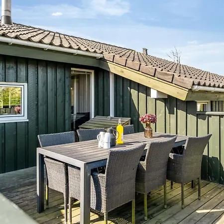 Holiday home Aponi - 400m From The Sea By Interhome Lokken